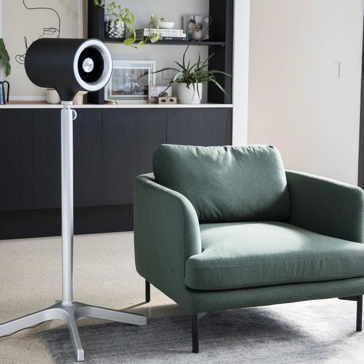 Aura Pedestal Fan 12.5cm